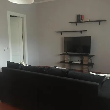 Appartamento A Due Passi Dal Lago Di Garda Apartmán *